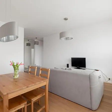 Nautica Raginisa Cosy By Bookinghost * 什切青