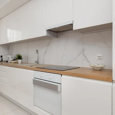 公寓 Nautica Raginisa Cosy By Bookinghost