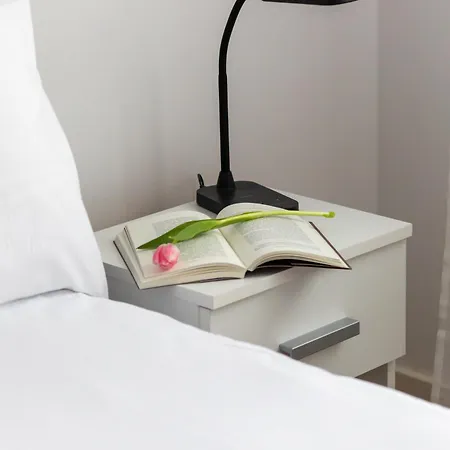 Nautica Raginisa Cosy By Bookinghost * 什切青