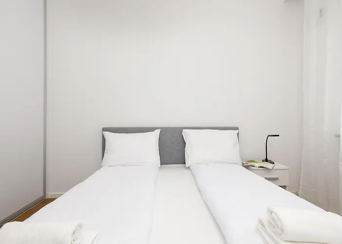 Apartamento Nautica Raginisa Cosy By Bookinghost *