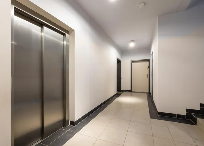 Nautica Raginisa Cosy By Bookinghost Apartamento